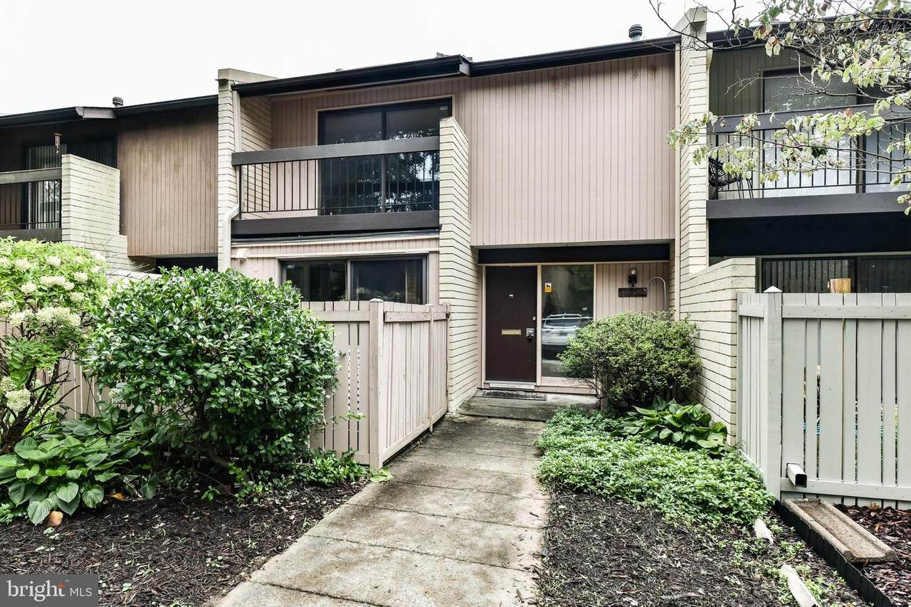 11135 Saffold Way - Photo 1
