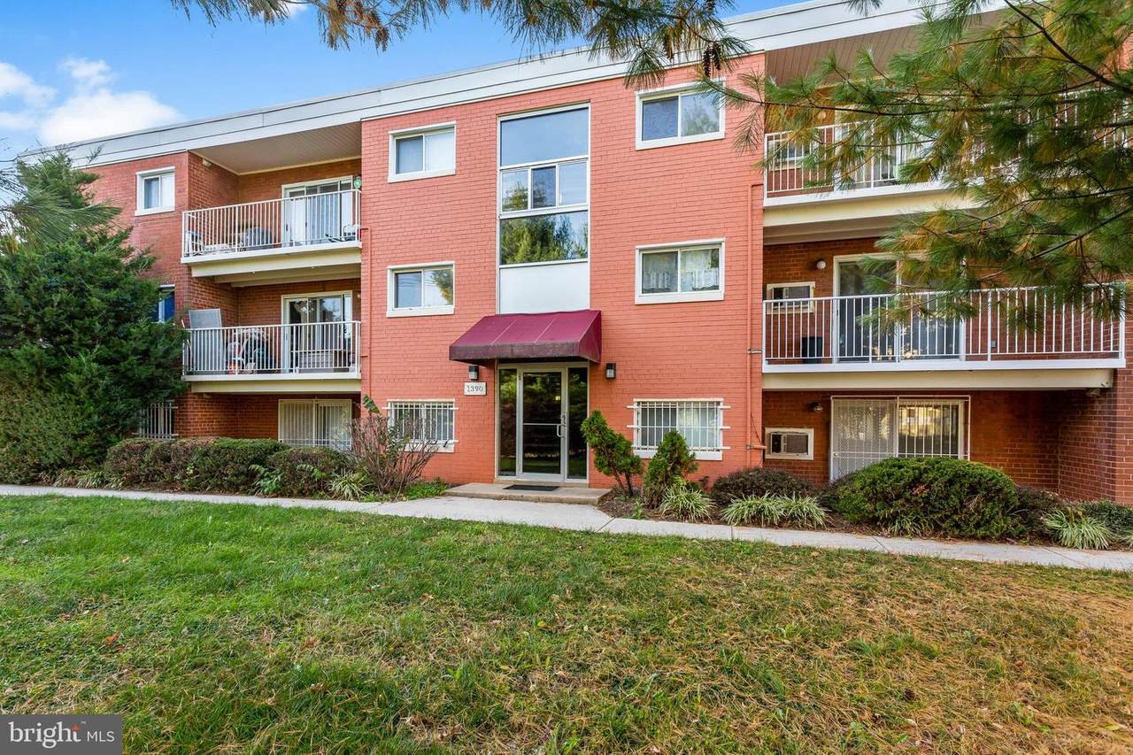 1390 Bryant Street - Photo 1