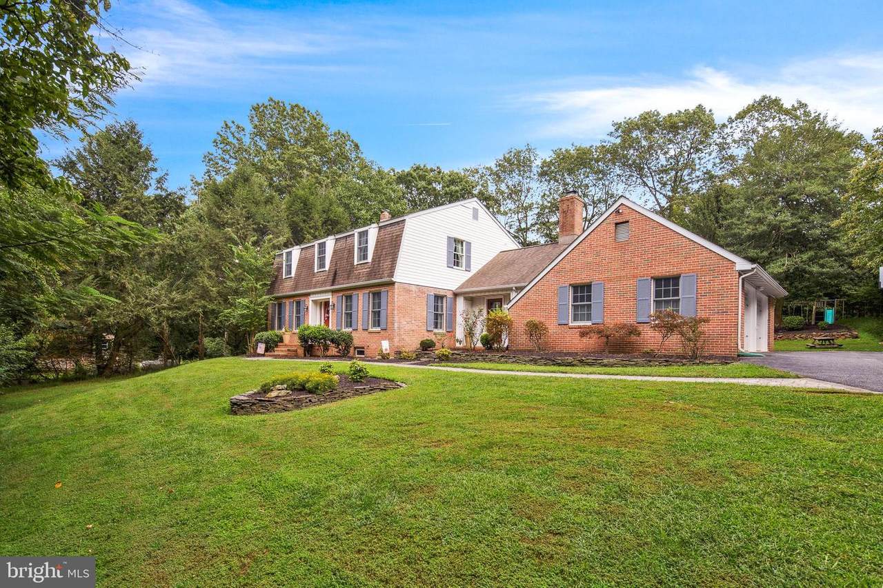 304 Hances Point Road - Photo 1