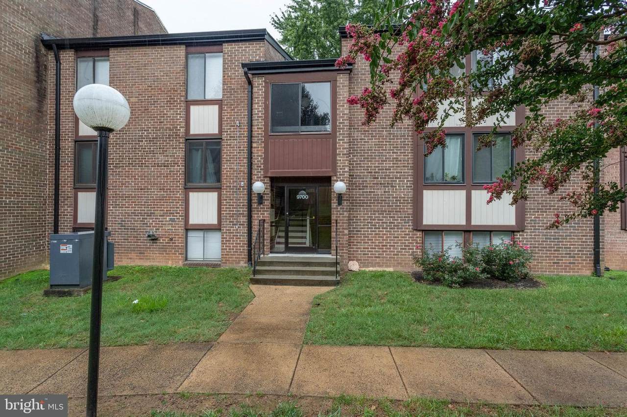 9700 Kingsbridge Drive - Photo 1