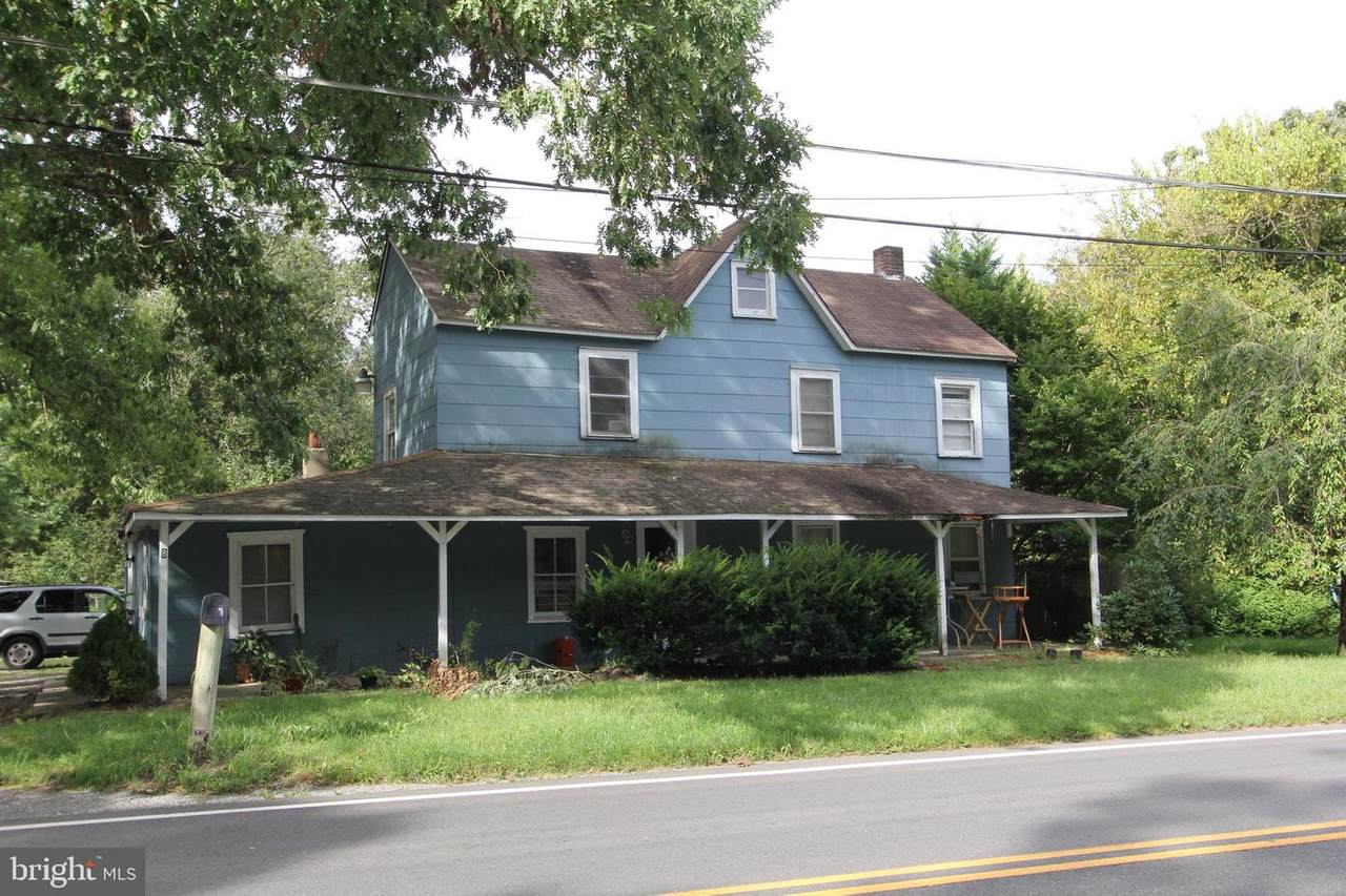 8 Hawkin Road - Photo 1
