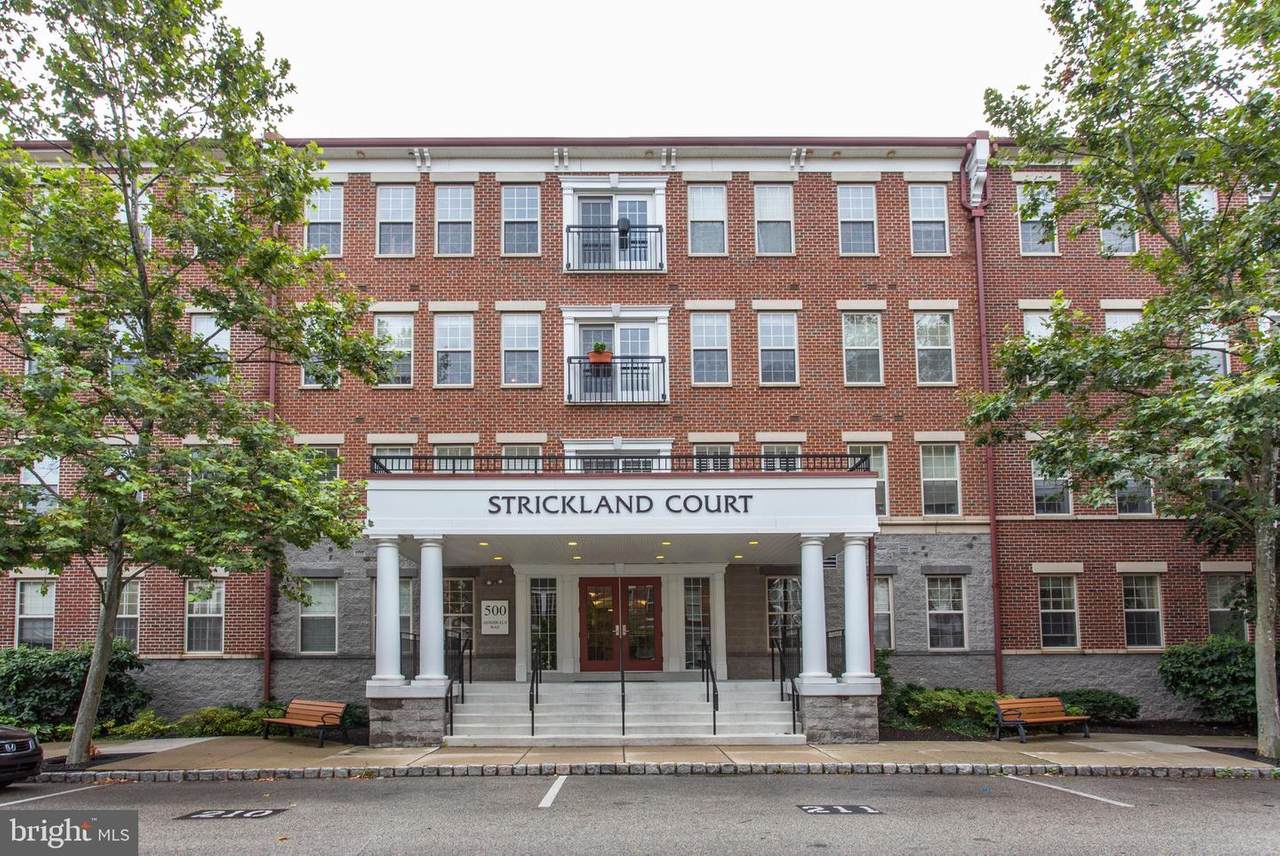 500 Admirals Way - Photo 1