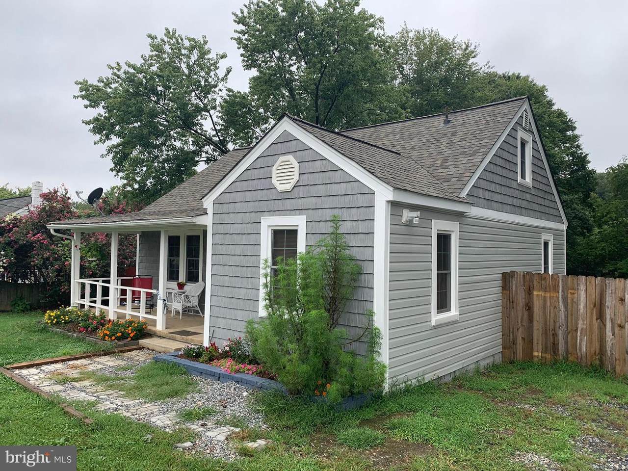 11910 Gordon Road - Photo 1