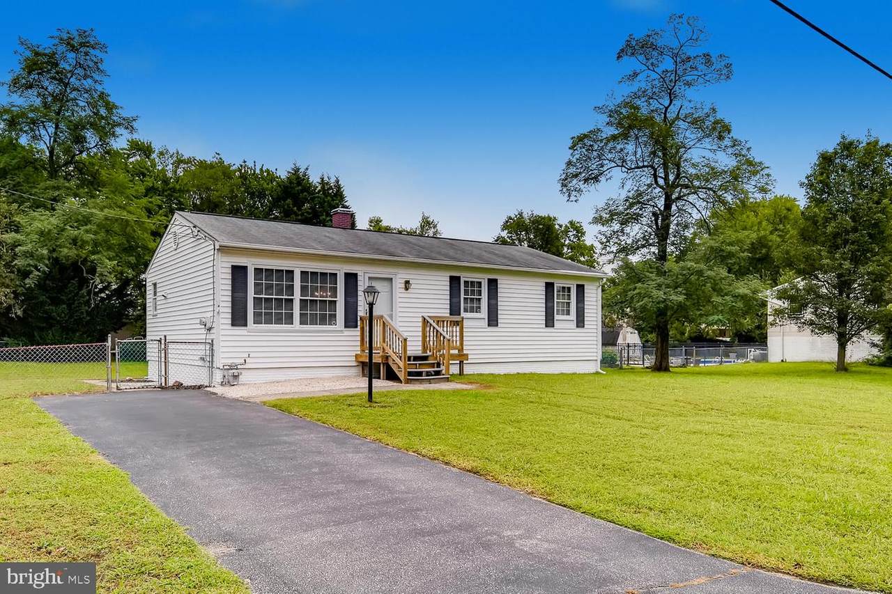 889 Windsong Drive - Photo 1