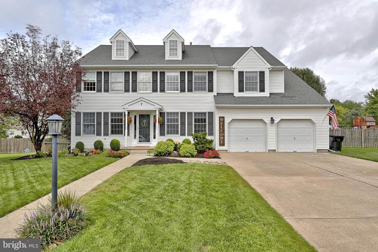 7 Atkinson Court - Photo 1