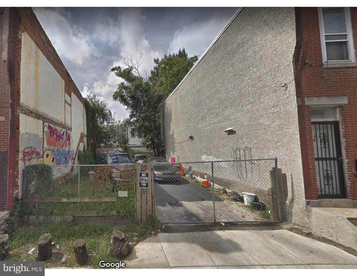 2066 Monmouth Street - Photo 1