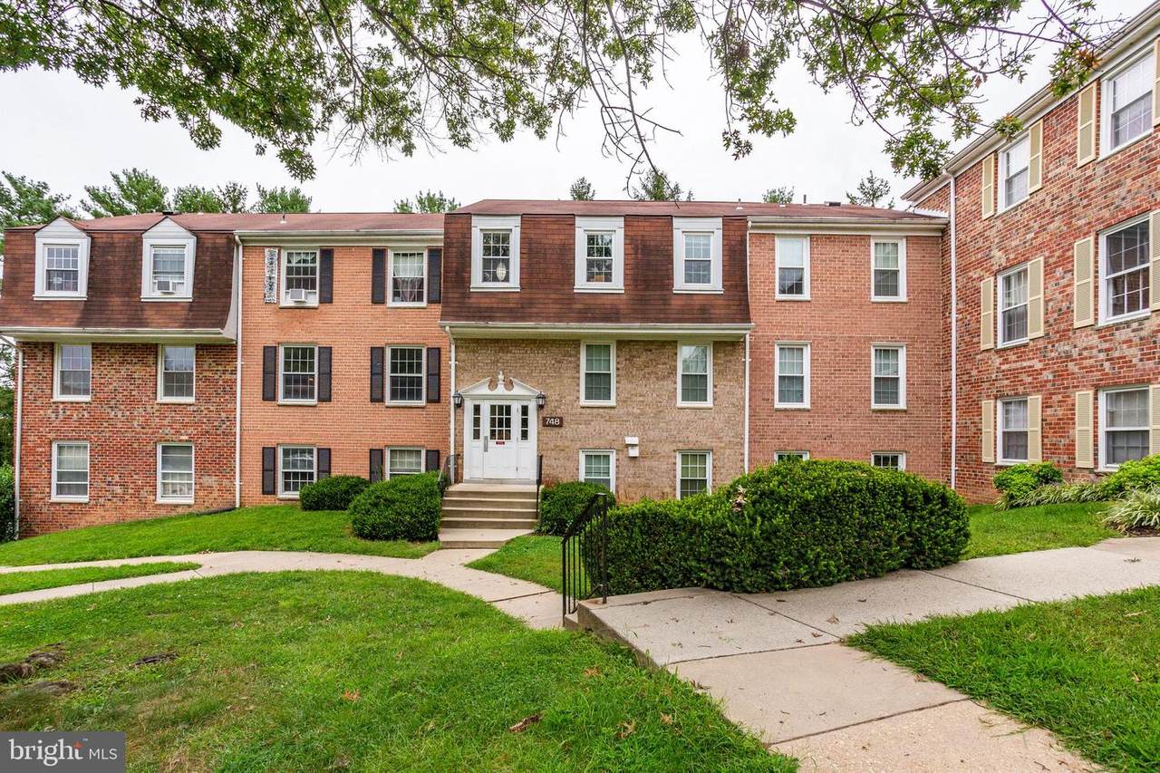 748 Quince Orchard Boulevard - Photo 1