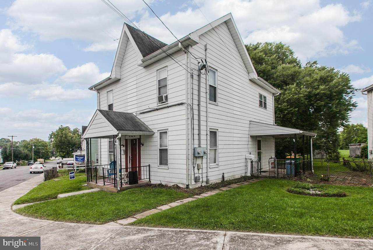 232 Hamilton - Photo 1