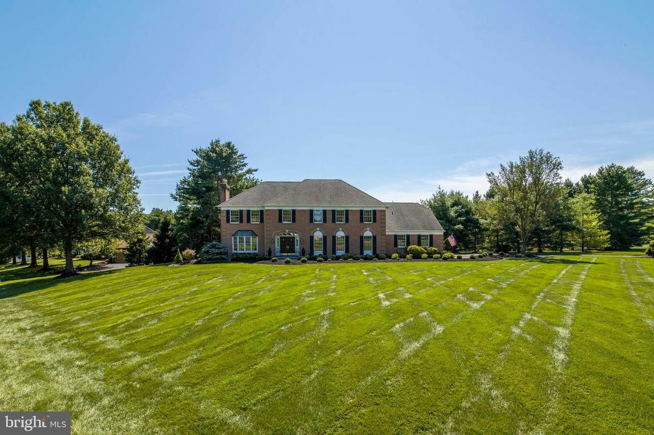 191 Matthew Circle - Photo 1