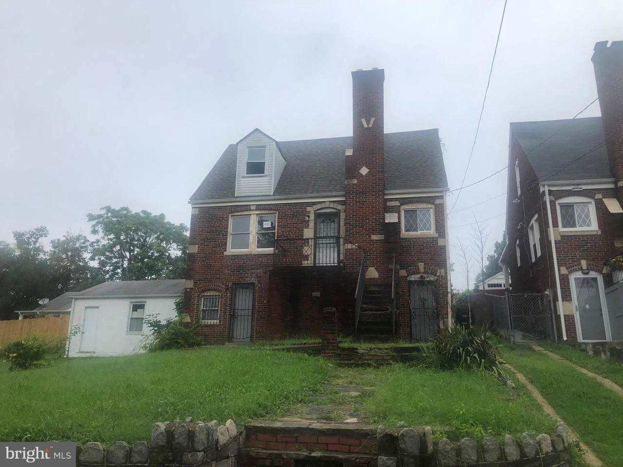 4104 Torque Street - Photo 1
