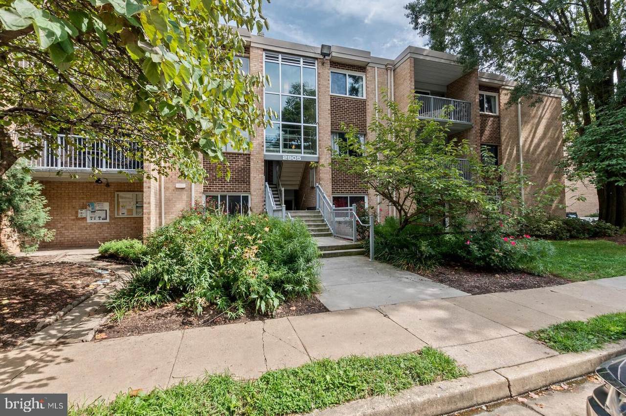2905 Charing Cross Road - Photo 1