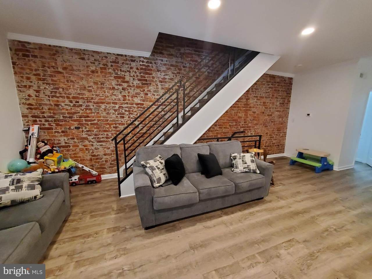 6617 Vandike Street - Photo 1