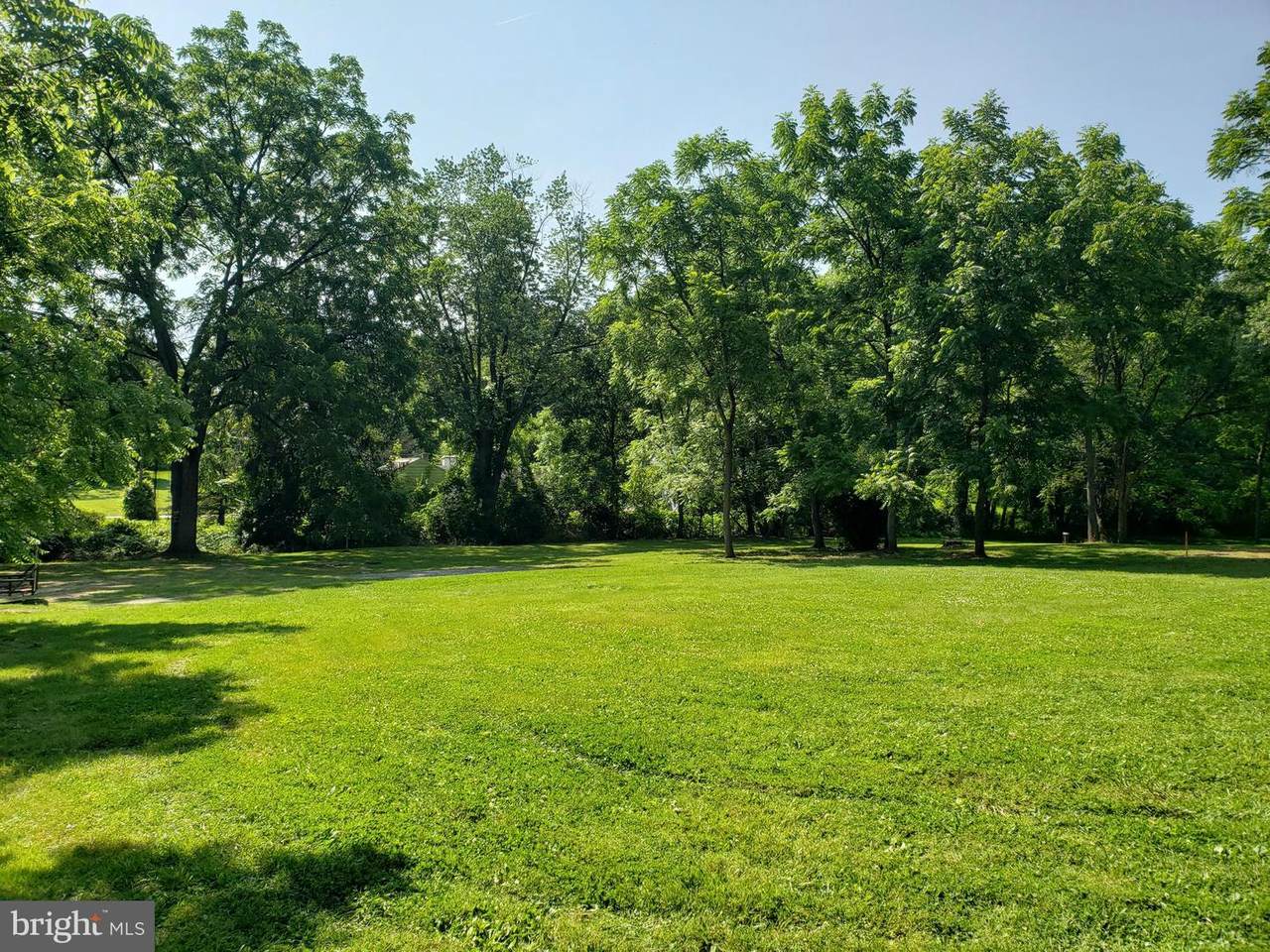 427 Street Road - Photo 1