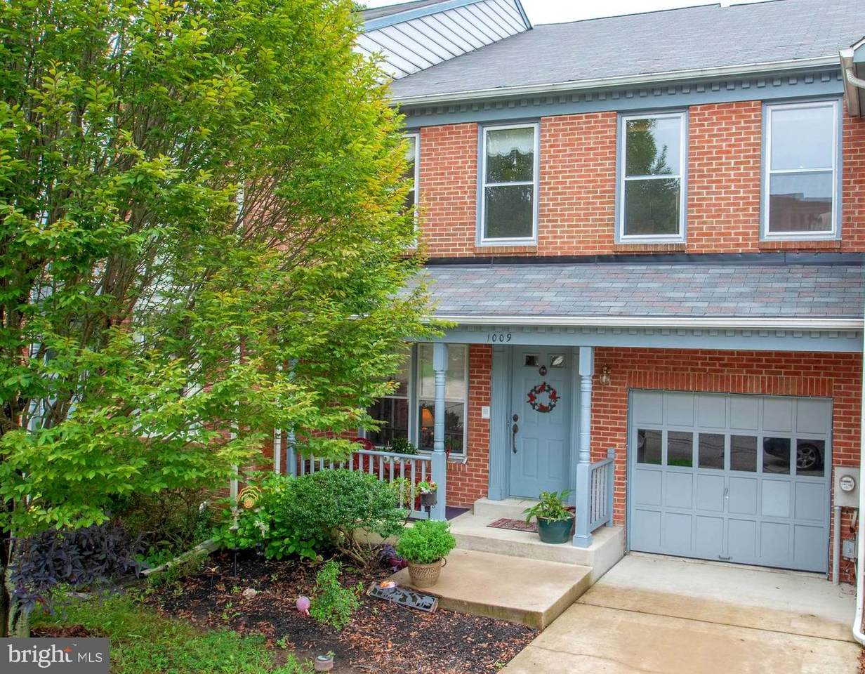 1009 Jigger Court - Photo 1