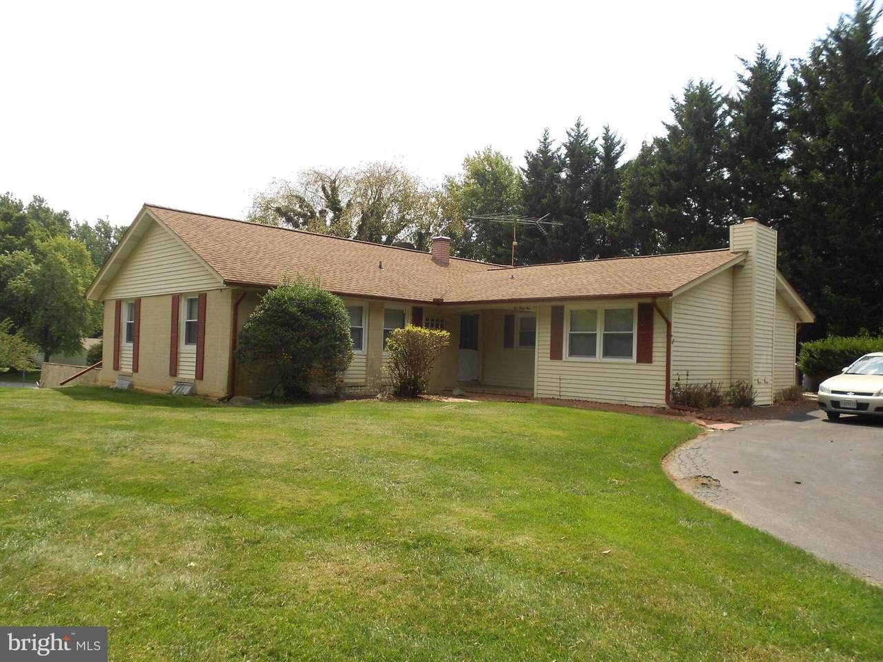141 Fairmont Drive - Photo 1