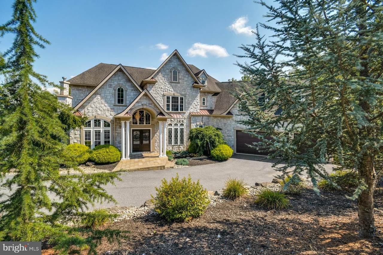 2715 Apple Valley Estates Drive - Photo 1