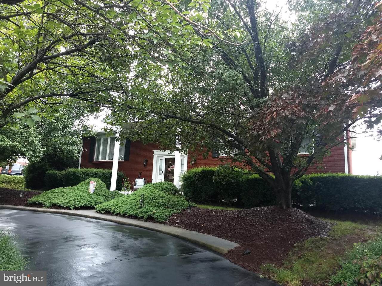 133 Hunt Club Drive - Photo 1