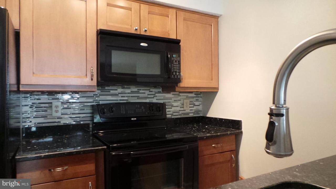 1504 Lincoln Way - Photo 1