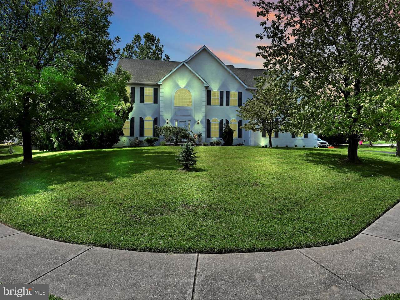 2006 Swan Circle - Photo 1