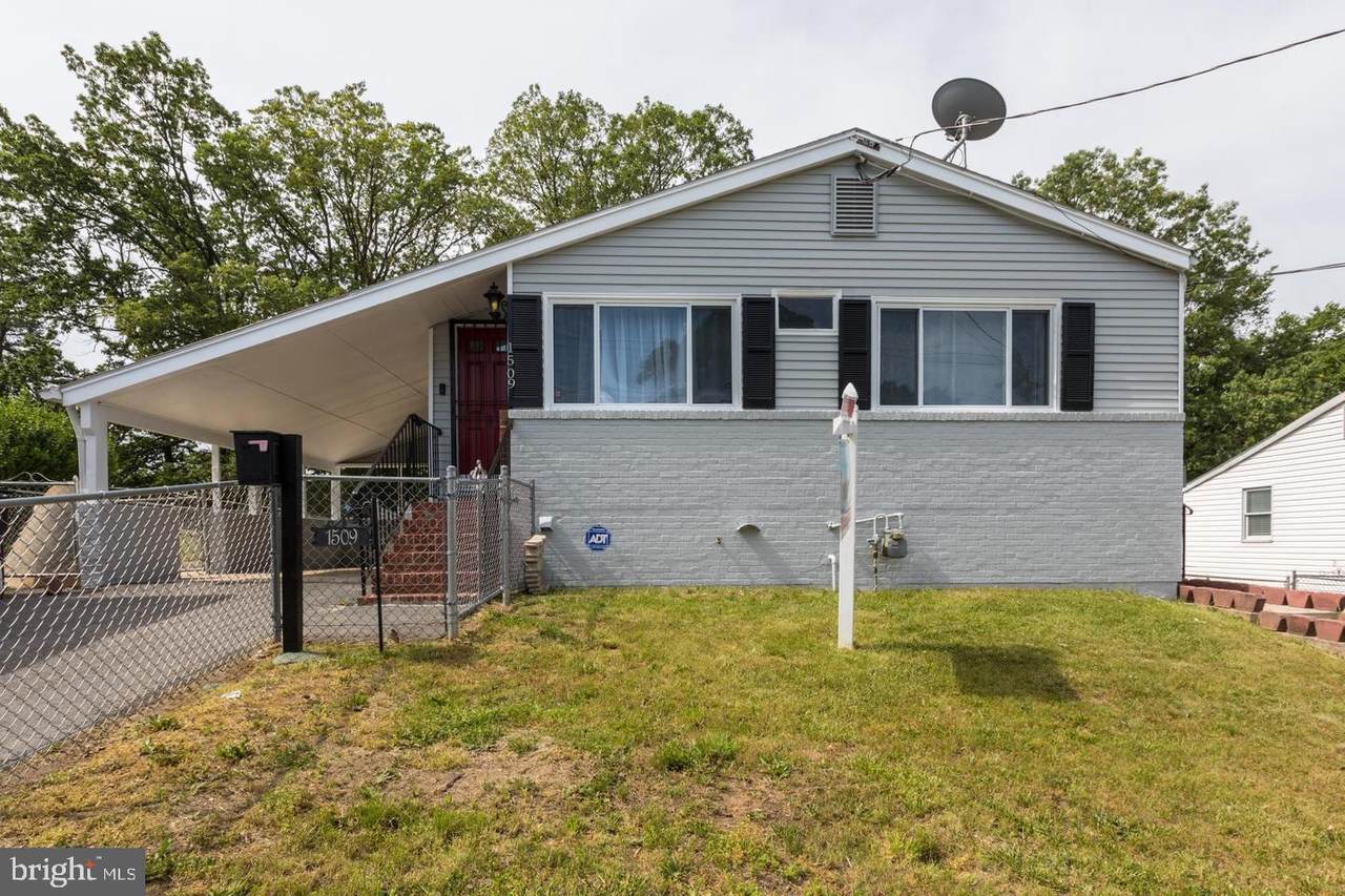 1509 Colony Road - Photo 1