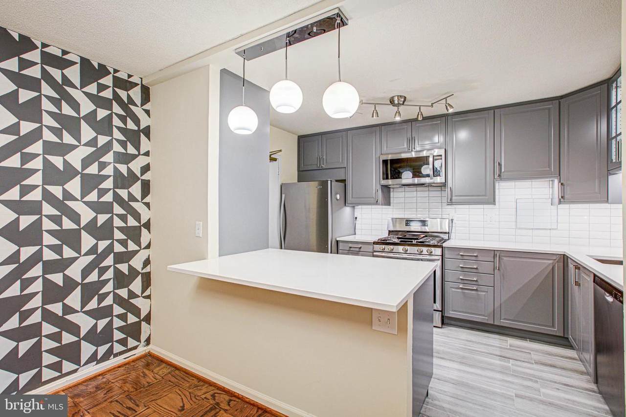 1300 Army Navy Drive - Photo 1
