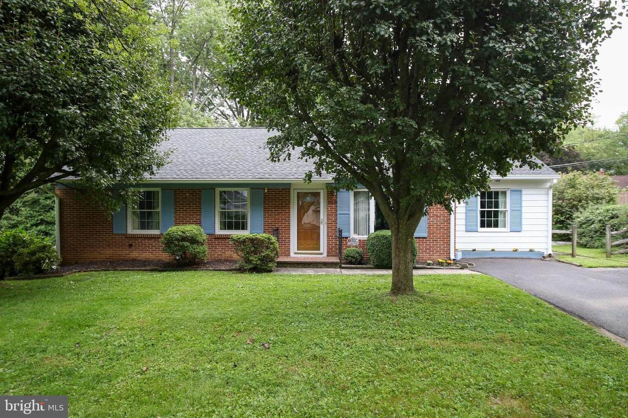 213 Heather Road - Photo 1