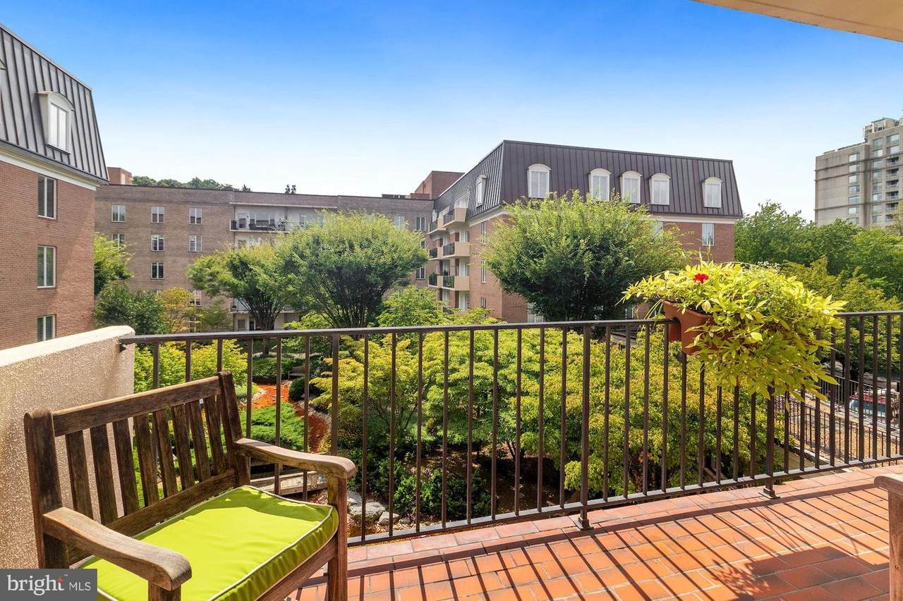 8101 Connecticut Avenue - Photo 1