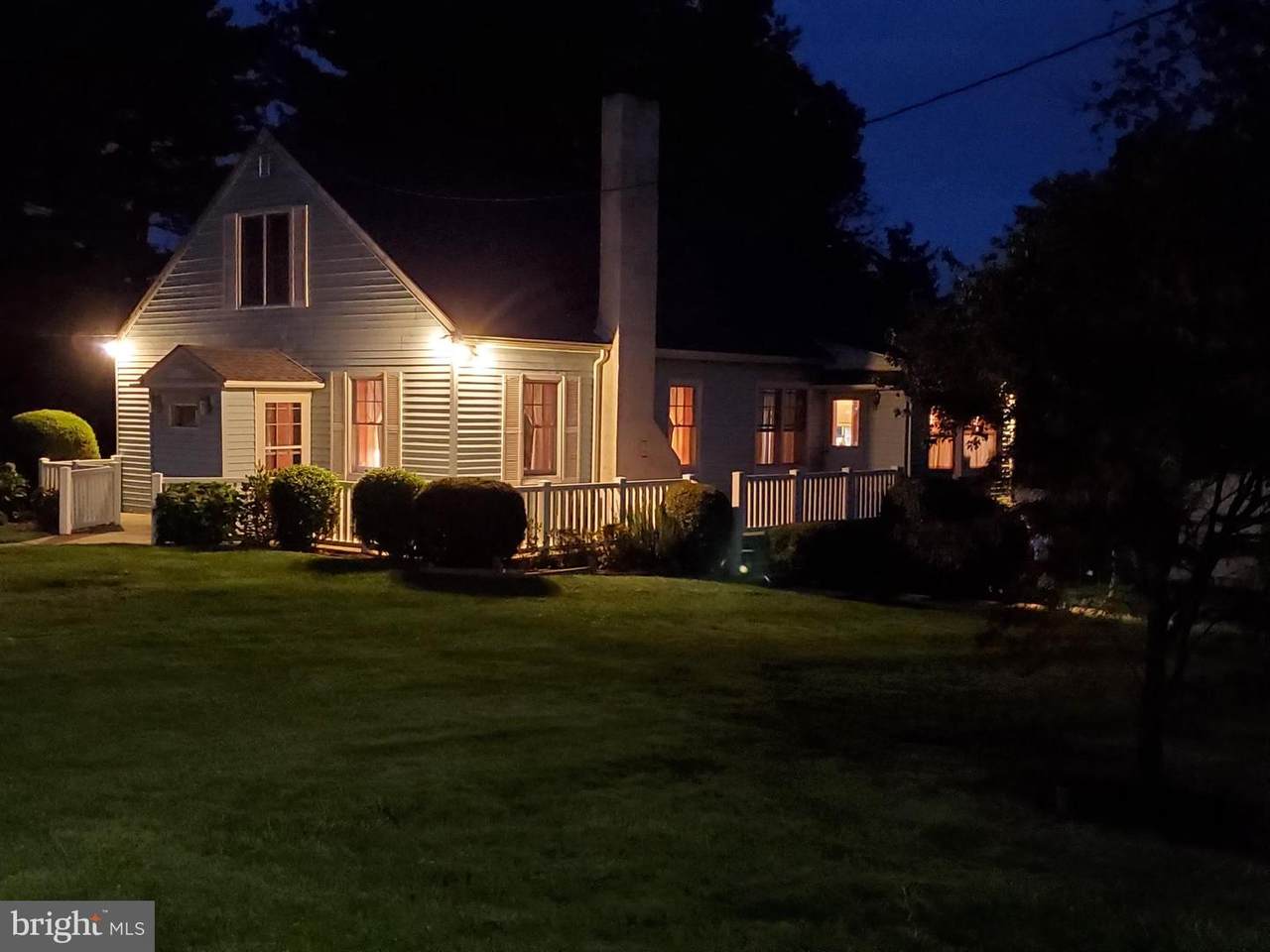 4711 Hillside Avenue - Photo 1