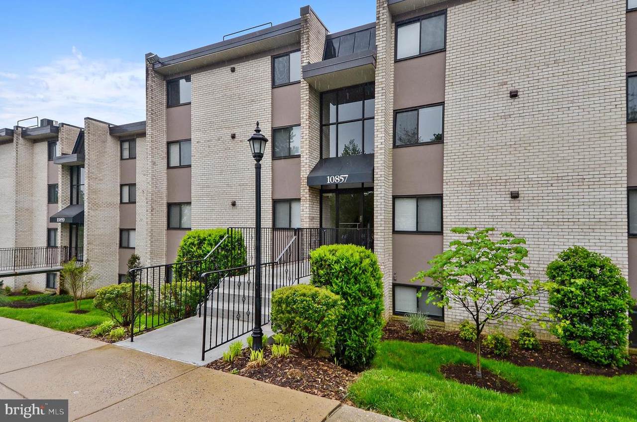 10857 Amherst Avenue - Photo 1