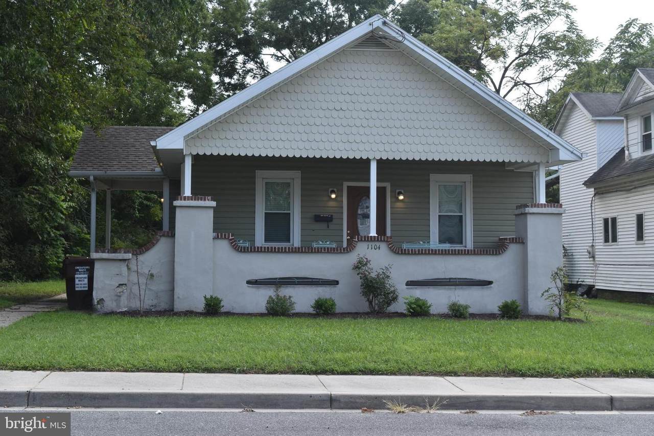 1104 Race Street - Photo 1