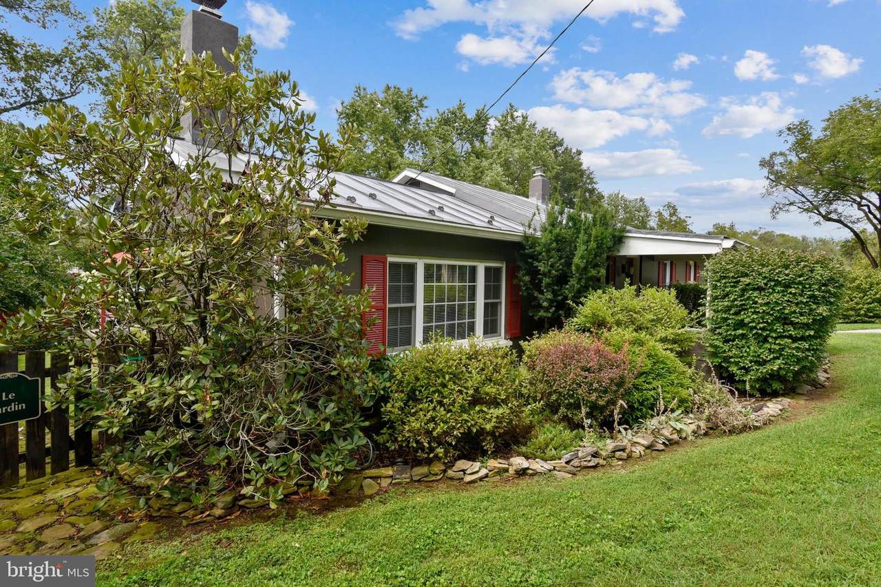 1168 Parker Street - Photo 1