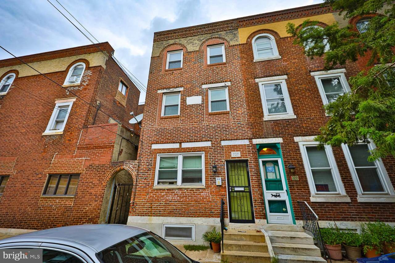 727 League Street - Photo 1