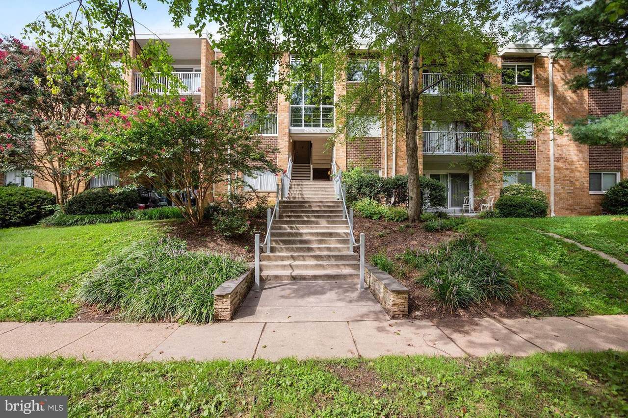 2906 Kings Chapel Road - Photo 1