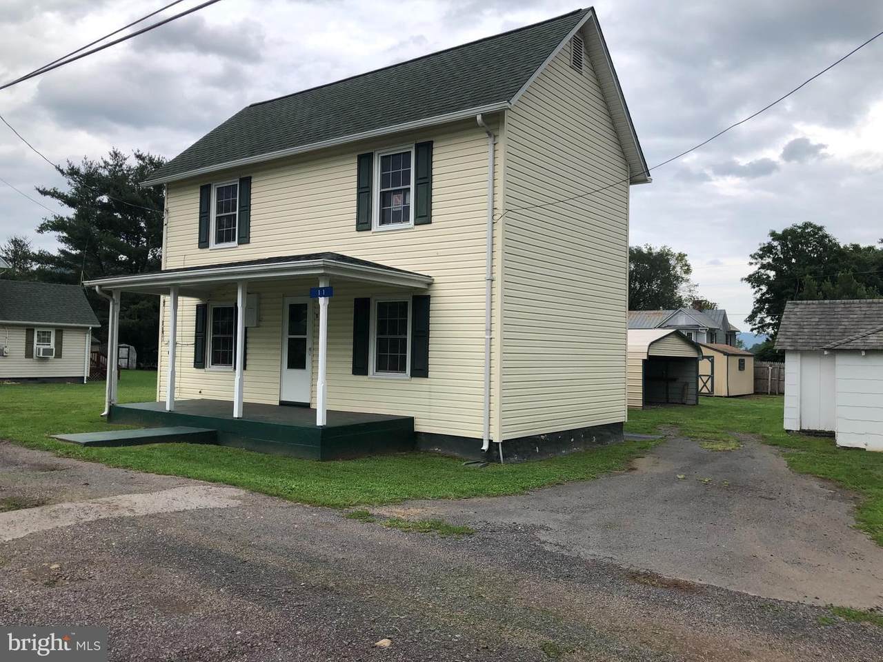 11 Yates Lane - Photo 1