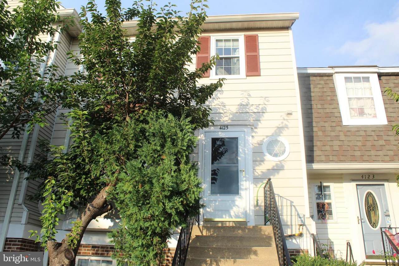 4125 Weeping Willow Court - Photo 1