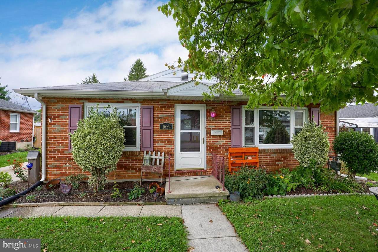 1659 6TH Avenue - Photo 1