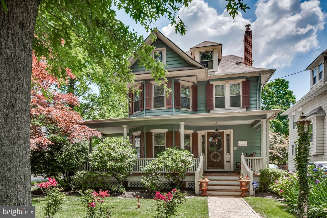 101 Warwick Road - Photo 1