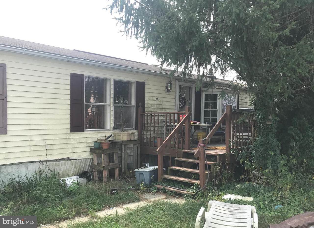312 Dallas Drive - Photo 1