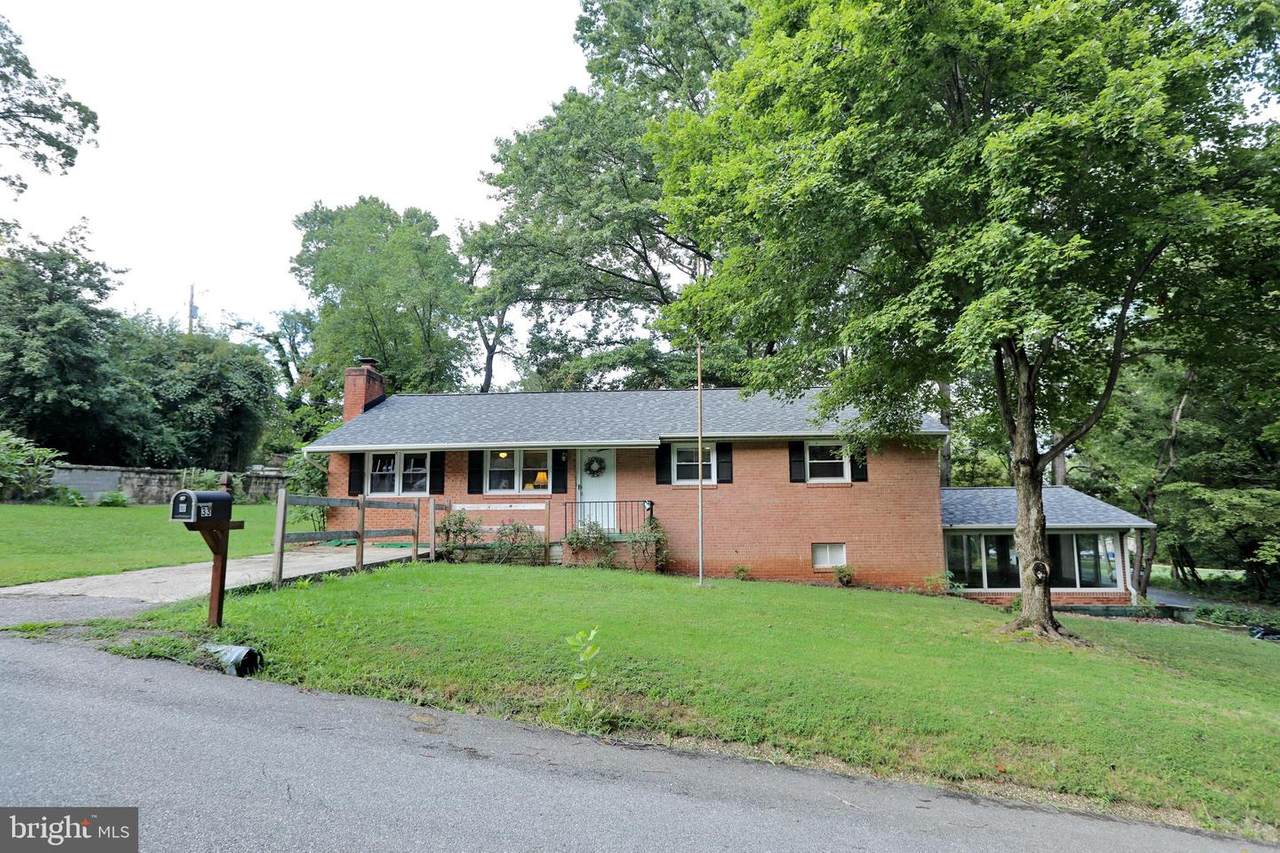 33 Evelyn Lane - Photo 1