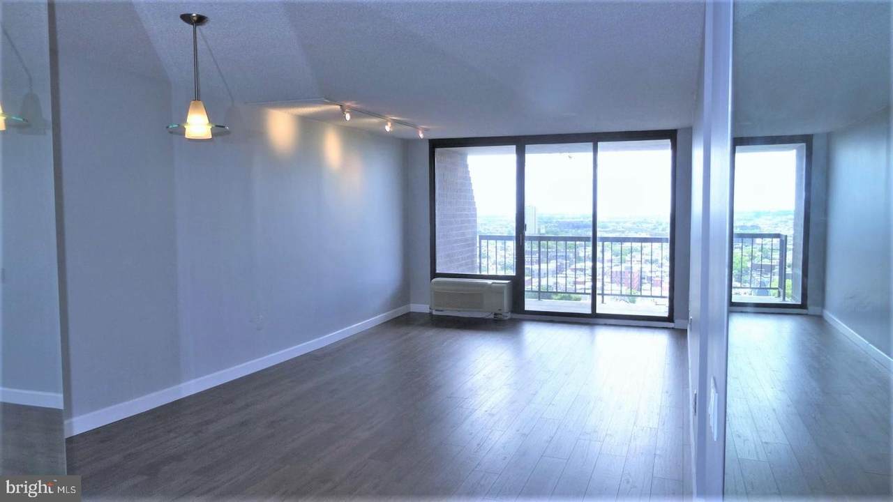 241 6TH Street - Photo 1