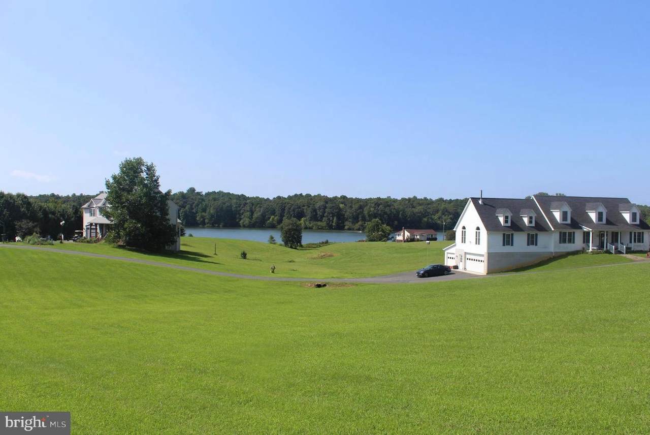 15805 Lakemeade Court - Photo 1