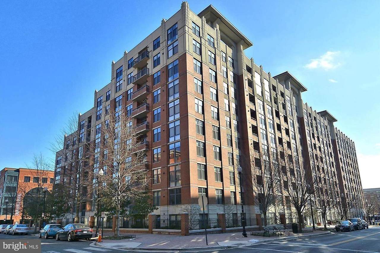1021 Garfield Street - Photo 1