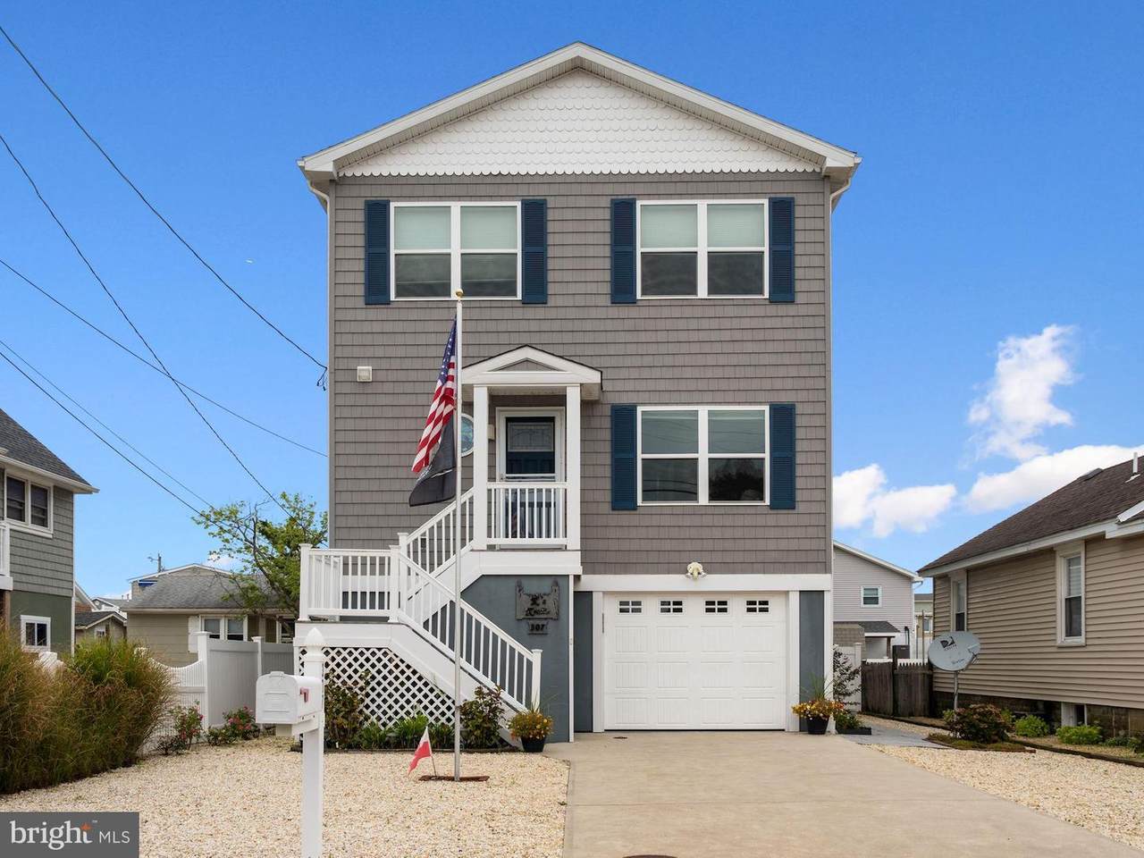 307 17TH Street - Photo 1