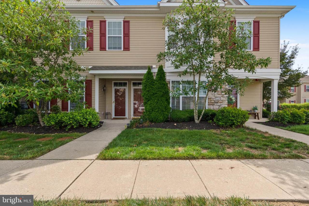 314 Raphael Court - Photo 1
