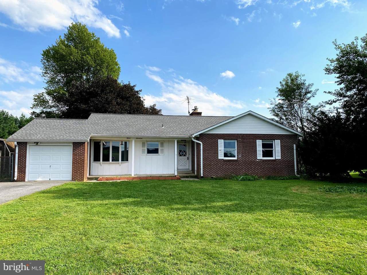 1517 Bachmans Valley Road - Photo 1