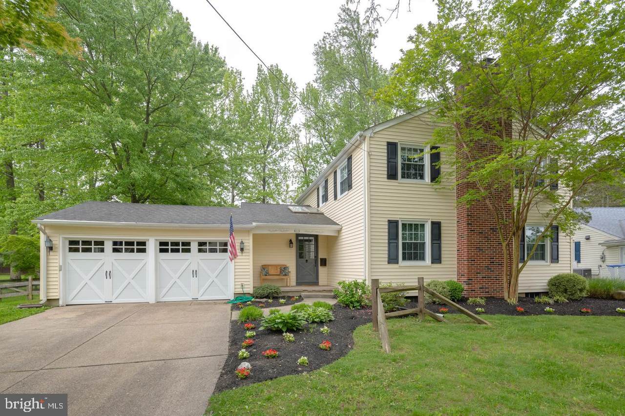 413 Saint Johns Drive - Photo 1
