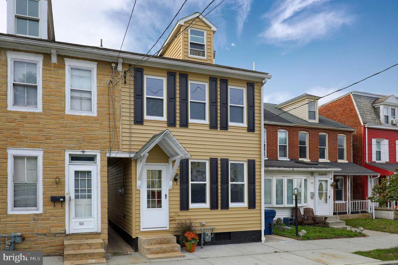 630 Plane Street - Photo 1