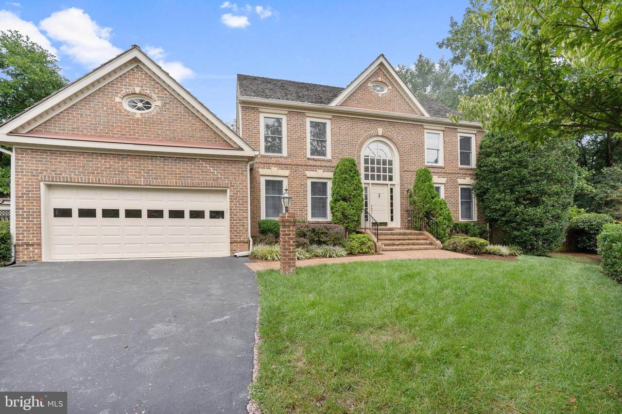 8814 Surrey Court - Photo 1