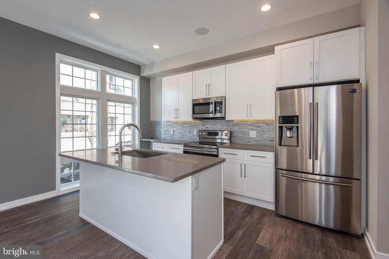 1340 13TH Street - Photo 1