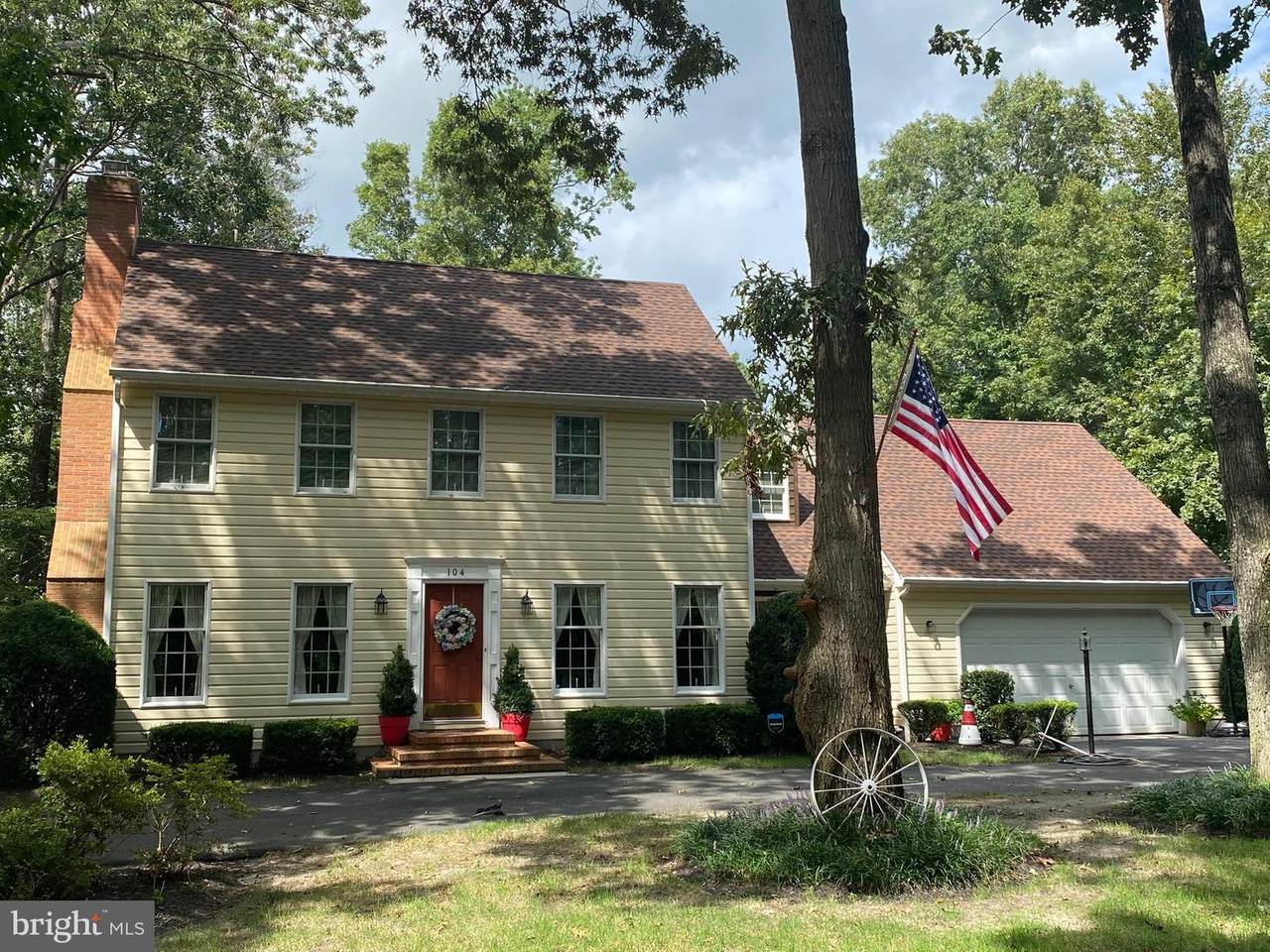 104 Surrey Drive - Photo 1